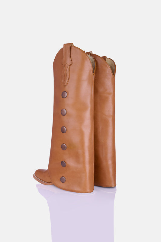 BUTTONED COWBOY BOOT